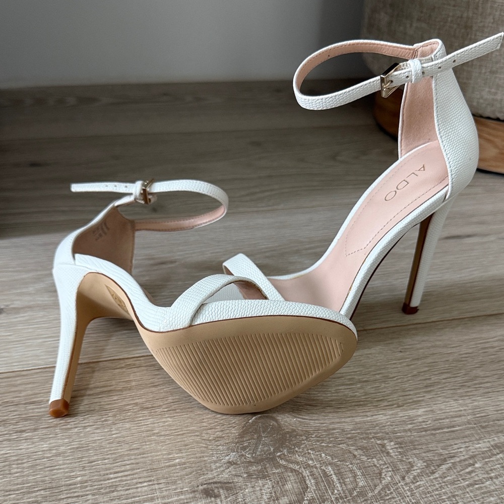 Aldo Elegant White Ankle Strap Heels - Picture 2 of 6